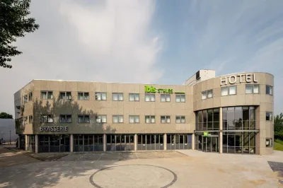 Ibis Styles Almere Hotels in der Nähe von Theatergezelschap Vis a Vis