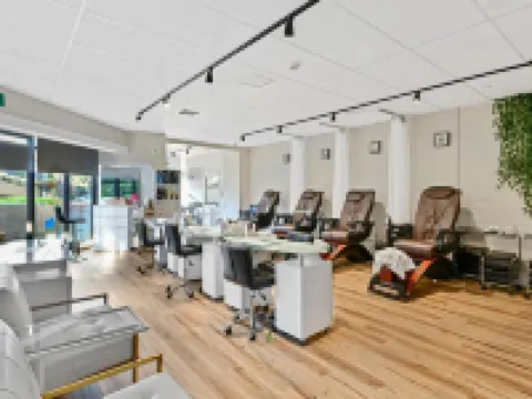 Oceanfront Suites at Cowichan Bay Hotels in Cowichan Bay