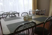 Aner - breakfast
