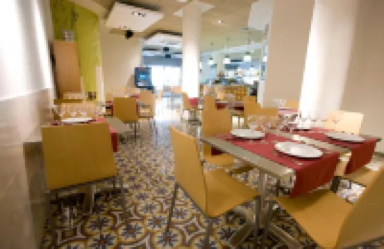 ホスタル ラ ロンハ