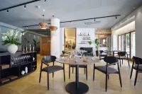 Hotel Puerta de la Luna