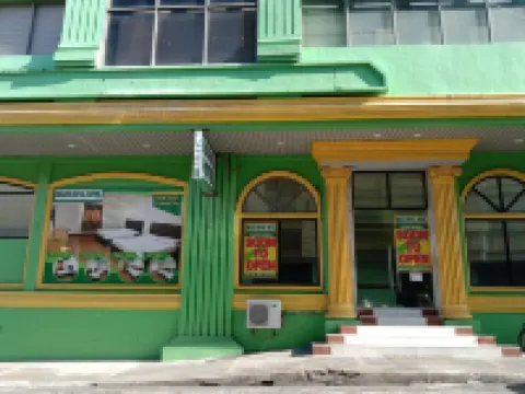 Meaco Royal Hotel- Lucena Hotels in Quezon