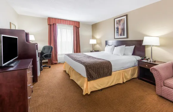 伊麗莎白敦華美達酒店