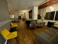 Oliver Cromwell Hotel Hotels in March