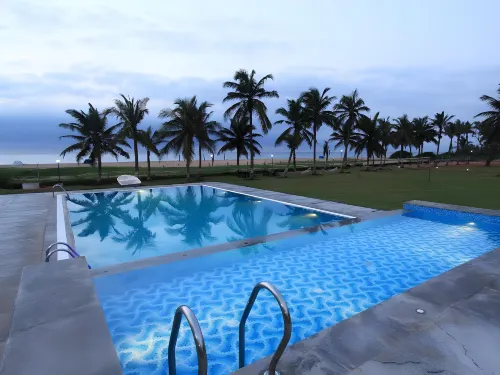 The Ashok Beach Resort Hotels in Manjakuppam