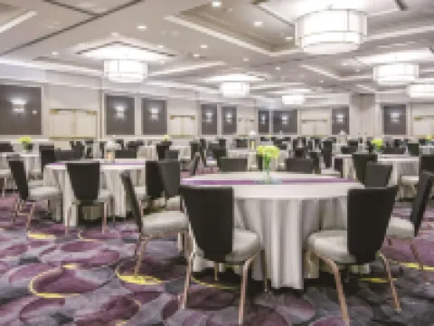 La Quinta Inn & Suites by Wyndham San Antonio Riverwalk ベアのホテル