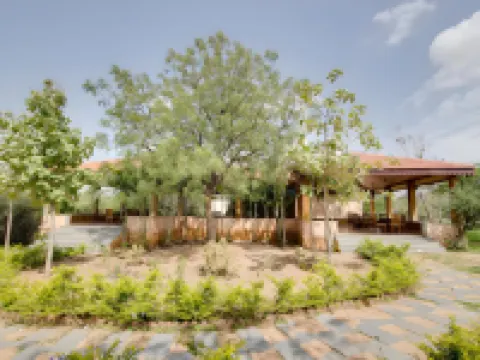 Hampi Heritage and Wilderness Resort - Junglelodges Hotels in Bellary
