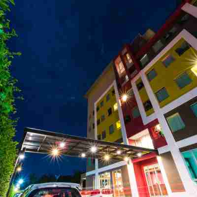 Trendy Hotel Hotel Exterior