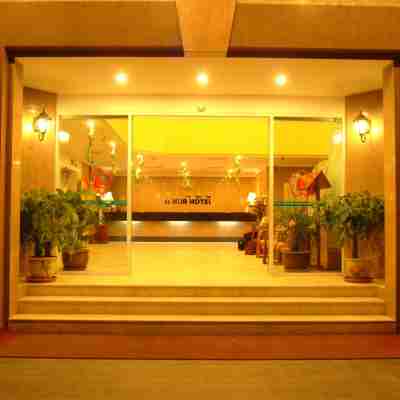 民都魯麗華酒店 Hotel Exterior