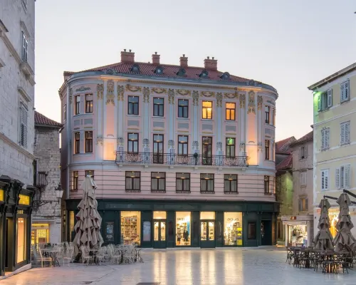 Central Square Heritage Hotel Hotels near Old Split