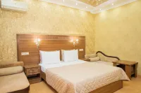 Ekodom Yanais Hotel