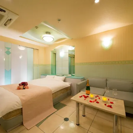 Hotel the I Adult Only