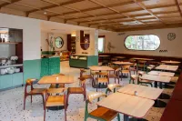 Kotta GO Hotel Tegal - servizio colazione