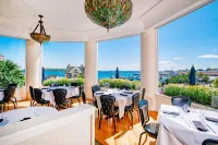Island House Hotel - 3-Star