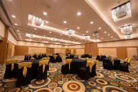 Holiday Inn Cochin Hotels in Kochi