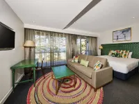 Peppers Manly Beach Hotels in Manly