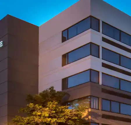 DoubleTree by Hilton Hotel Chicago - Schaumburg