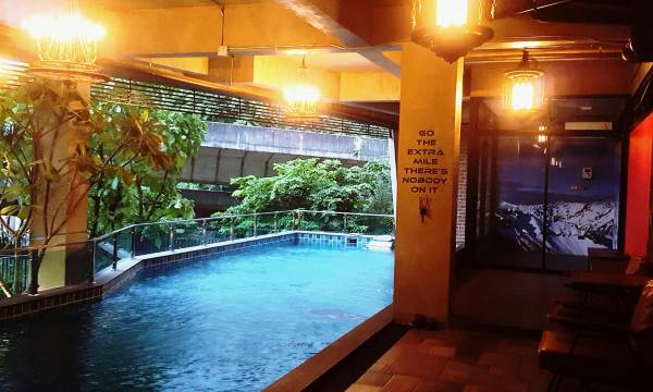 Rent V38 #420 Friendly Thailand