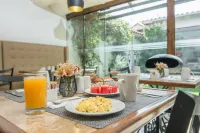 Casa Esmeralda by Katari