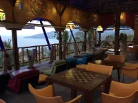 Karang Aji Beach Villa Hotels in Cisolok
