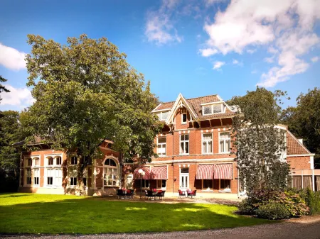 Hotel Ernst Sillem Hoeve Отели в г. Суст