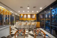 The 1O1 Jakarta Airport CBC - bar