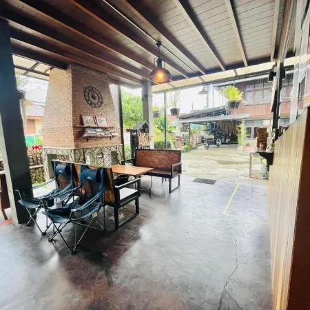Baan Kon Pai - Hostel
