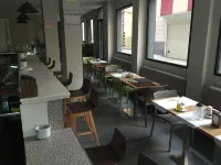 HOTEL LA PERLA - พร้อมอาหารเช้า