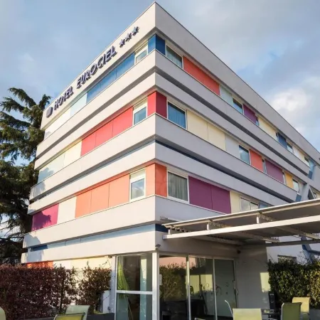 Privilège Hôtel & Apparts Eurociel Centre Comédie Отели в г. Монпелье