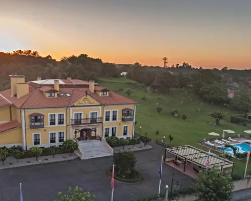 Hotel Finca la Mansión Hotels in Llanes