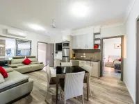 Athena Motel Apartments Hotels in South Toowoomba