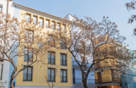 Myr Plaza Mercado & Spa Hotels near La Lonja de la Seda de Valencia