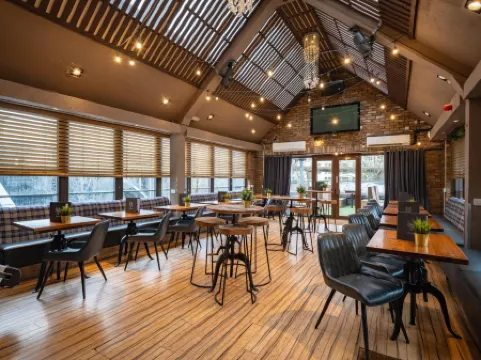 西伯利亞酒吧飯店