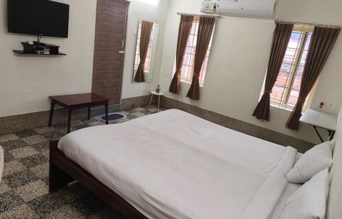 Cm Residency