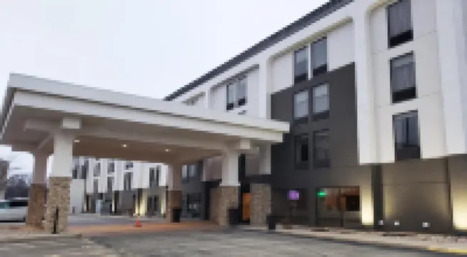 MainStay Suites Springfield IL