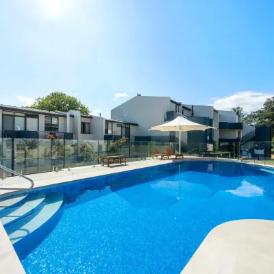 Manuka Park Serviced Apartments Hotels near ACT National Trust