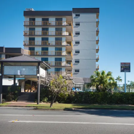 Coral Towers Holiday Apartments