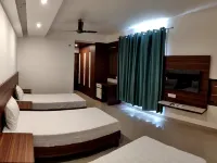Pride Home Hotel dekat Kompleks Capitol