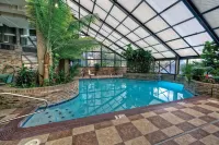 DoubleTree by Hilton Hotel Jackson - Swimmingpools