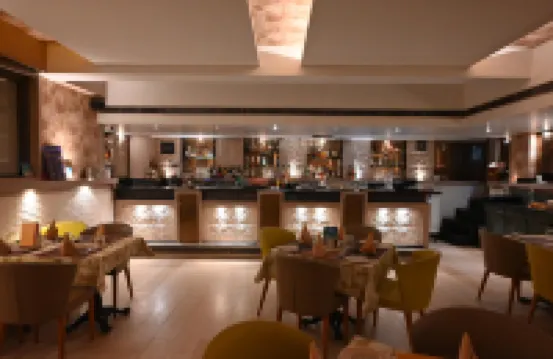 Status Club Resort
