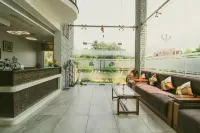 White Pearl Residency