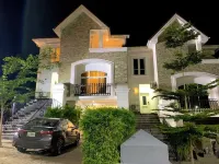 Five Homes Hotel and Apartments - Bed and Breakfasts