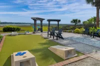 Marriott's Harbour Point and Sunset Pointe at Shelter Cove