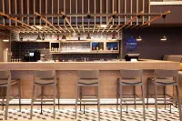Holiday Inn Express Saarbrücken, an IHG Hotel - Bar