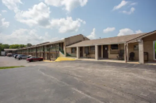 Glenstone Place Extended Stay Motel Hotel a 