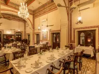 Umed Bhawan Palace, Kotah Hoteles cerca de Estación de tren Kota Junction