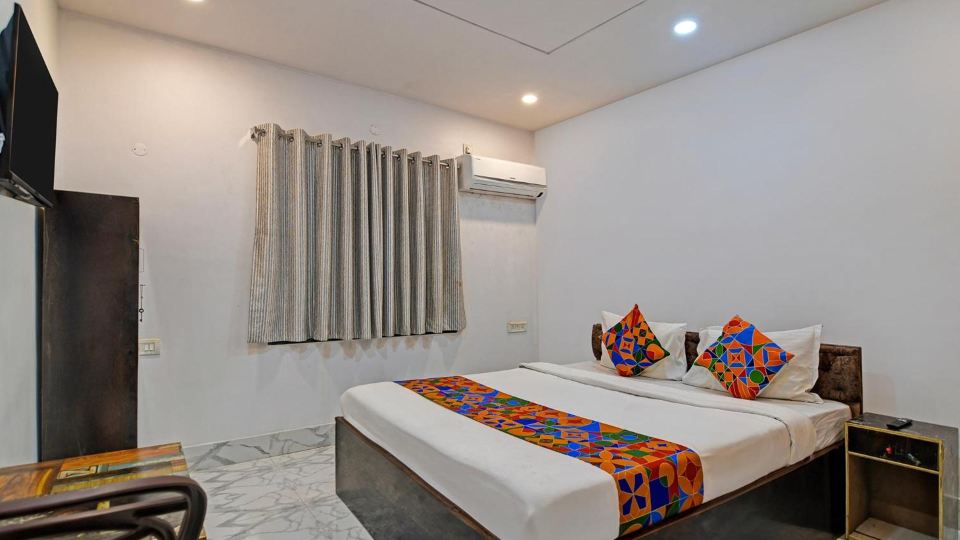 FabHotel AI Howrah