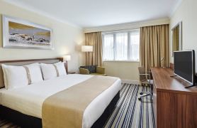 Holiday Inn Cardiff North M4 Jct 32 by IHG