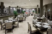 Holiday Inn & Suites PHILADELPHIA W - DREXEL HILL by IHG - Wifi