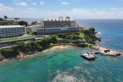 Morningstar Buoy Haus Beach Resort at Frenchman's Reef, Autograph Collection Hotels in Фрайдендал